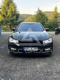 2016 BMW 750