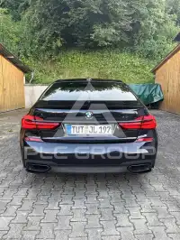 2016 BMW 750