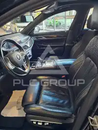 2016 BMW 750