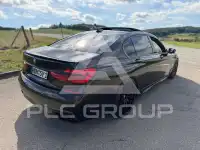 2016 BMW 750