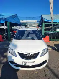 2016 Lancia YPSILON