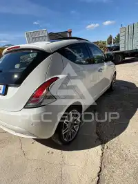 2016 Lancia YPSILON