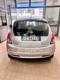 2016 Lancia YPSILON