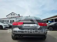 2016 Jaguar XE