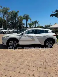 2016 Infinity Q30