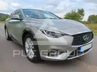 2016 Infinity Q30