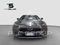 2016 Infinity Q30