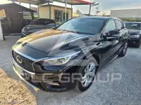 2016 Infinity Q30