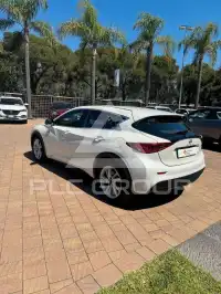 2016 Infinity Q30