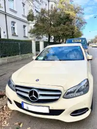 2016 Mercedes Benz E 220