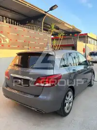 2016 Mercedes Benz B 180