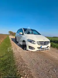 2016 Mercedes Benz B 180