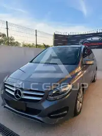 2016 Mercedes Benz B 180