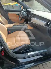 2016 Volvo V90