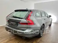 2016 Volvo V90