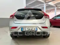 2016 Volvo V40