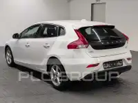 2016 Volvo V40