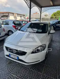 2016 Volvo V40