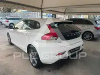 2016 Volvo V40