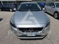 2016 Volvo V40