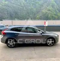 2016 Volvo V40