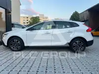 2016 Volvo V40