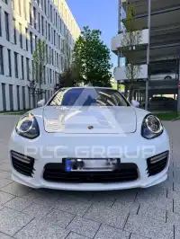 2016 Porsche Panamera