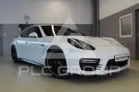 2016 Porsche Panamera