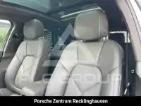 2016 Porsche MACAN