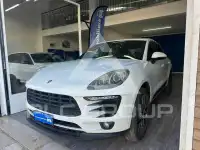 2016 Porsche MACAN