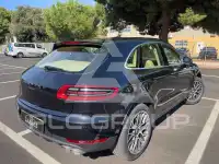 2016 Porsche MACAN