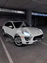 2016 Porsche MACAN