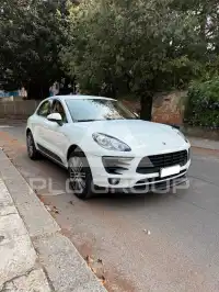 2016 Porsche MACAN