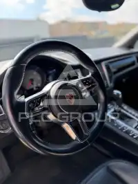 2016 Porsche MACAN
