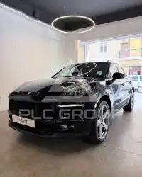 2016 Porsche MACAN