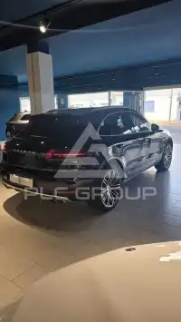 2016 Porsche MACAN