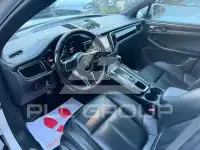 2016 Porsche MACAN