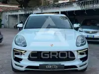 2016 Porsche MACAN