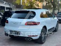2016 Porsche MACAN