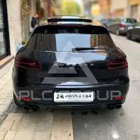 2016 Porsche MACAN
