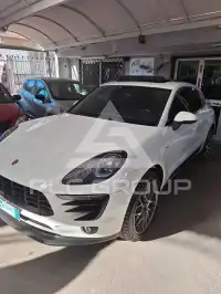 2016 Porsche MACAN