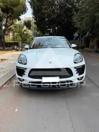 2016 Porsche MACAN