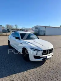 2016 Maserati LEVANTE