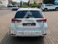 2016 Toyota AURIS