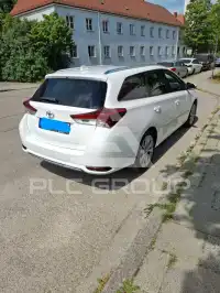 2016 Toyota AURIS
