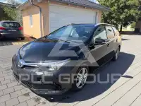 2016 Toyota AURIS
