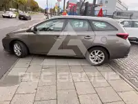2016 Toyota AURIS