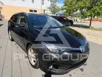 2016 Toyota AURIS
