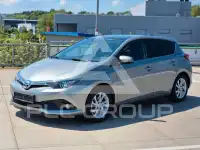2016 Toyota AURIS