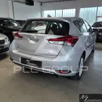 2016 Toyota AURIS